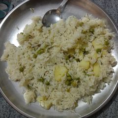 A picture of Namkeen rice.