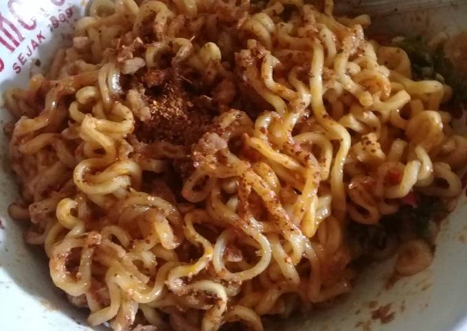 Mie goreng pedas