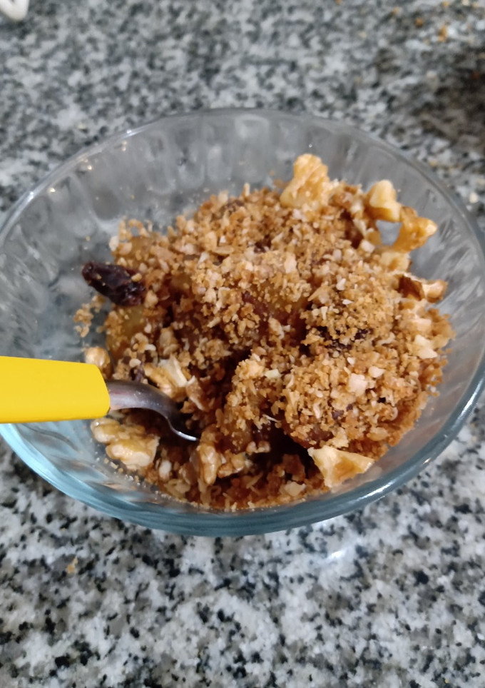 Una foto de Crumble de manzana light en minutos!! 140 cal por Porción