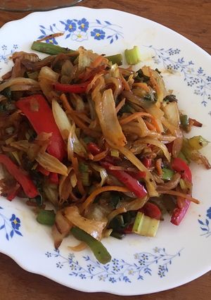 Una foto de Vegetales orientales picantes