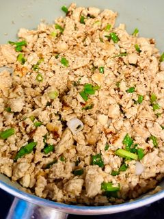 Hình của món Đậu hũ xào mặn nhanh gọn dễ ăn.