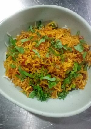 मसाला राइस 🥰 रेसिपी मुख्य फोटो