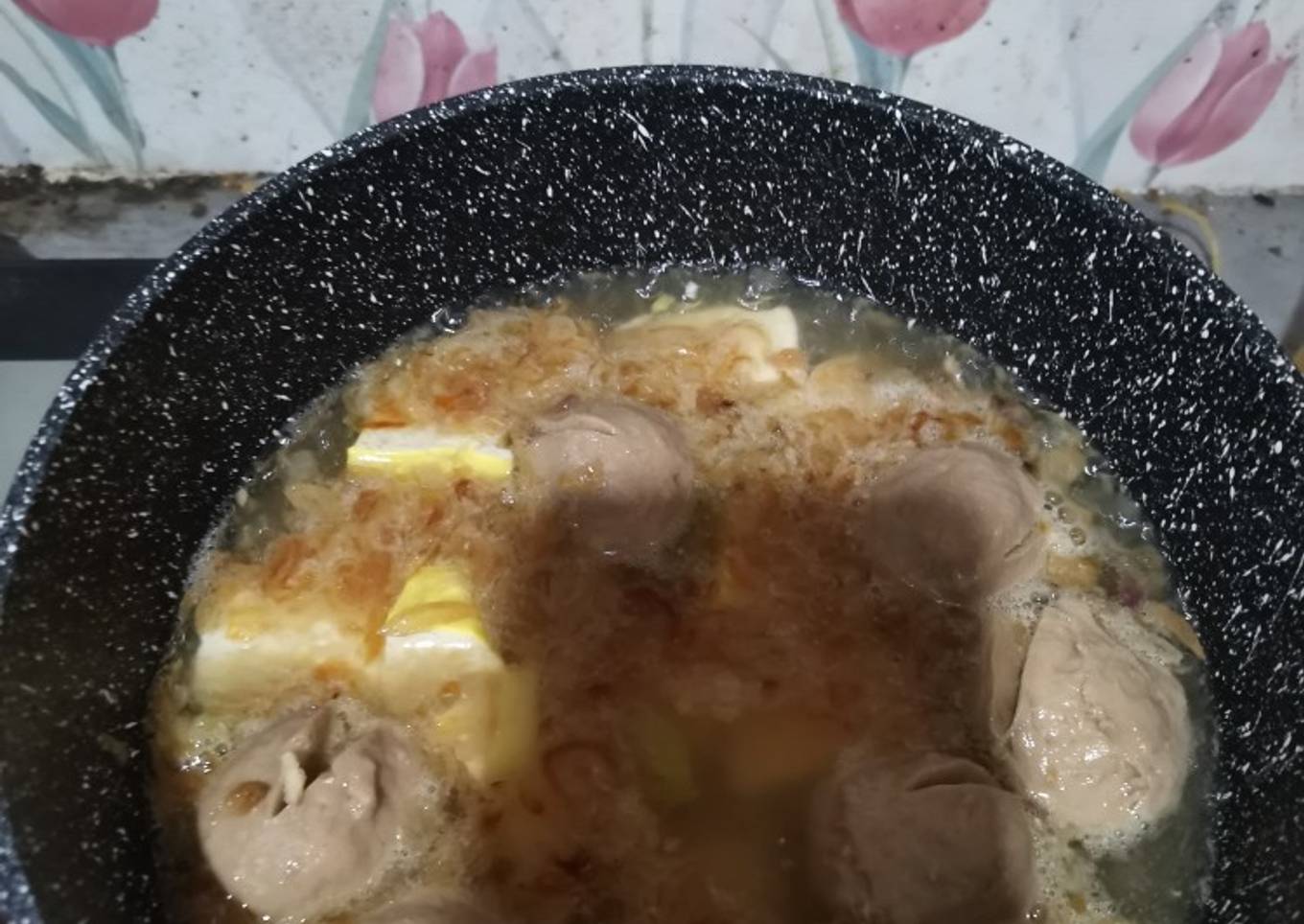 Tahu kuning kuah bakso