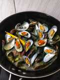 Kerang Ijo Kuah Kuning
