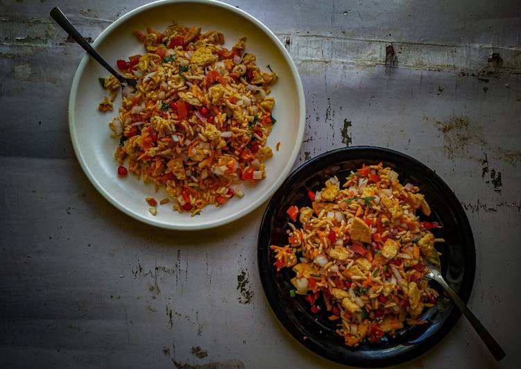 Steps to Prepare Award-winning Jaldi and Helathy Biscuit Bhel!