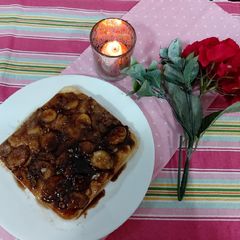 A picture of Banana caramel pudding.