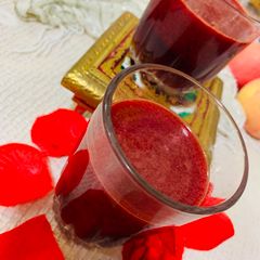 A picture of Beetroot juice.
