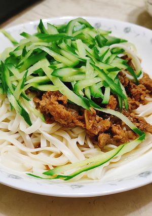 懷念的家鄉味炸醬麵🍜 的食譜成品照片
