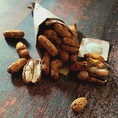 A picture of Roasted Peanuts.