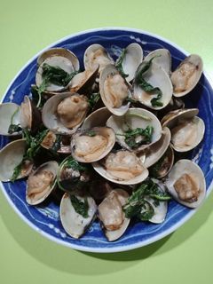 酒香九層塔炒蛤蜊 的食譜成品照片