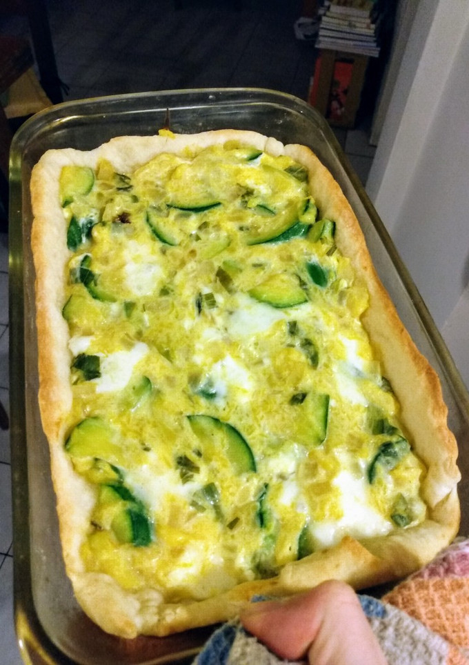 Una foto de Nueva receta de tarta muy fácil y rica 🤩