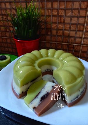 Foto resep Puding alpukat oreo ala bundo tirsya💚
