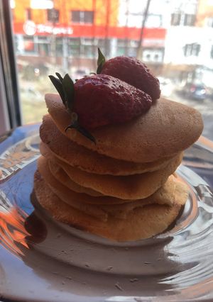 A picture of Fluffy pancake (penkek gebu).