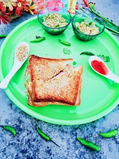 आलू सैंडविच (Aloo Sandwich recipe in Hindi) रेसिपी मुख्य फोटो