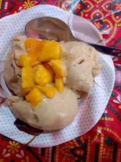 आम की आइसक्रीम (Aam ki ice cream recipe in Hindi) रेसिपी मुख्य फोटो