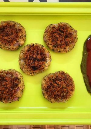 A picture of Broccoli and tofu patties.
