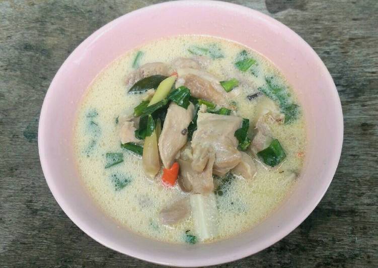 Recipe of Quick Chicken and Galangal Soup