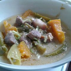 A picture of Pork and Vegestables in Coconut Milk.