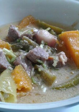 A picture of Pork and Vegestables in Coconut Milk.
