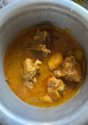 চিকেন কারি (Chicken curry recipe in Bengali) রেসিপির প্রধান ছবি