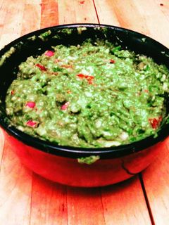 A picture of Guacamole.