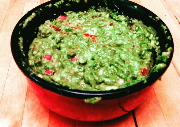 Steps to Prepare Favorite Guacamole