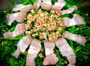 Hình của món Gỏi rau muống thịt luộc.