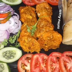 A picture of Chicken tandoori with paratha💕چکن تندوری ود پراٹھا💕.