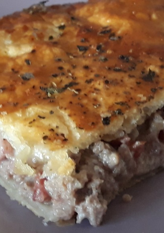 Una foto de Empanada de carne con hojaldre