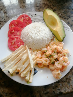 Una foto de Camarones en Mantequilla
