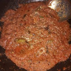 A picture of Tomato chatni.