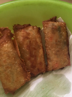 Una foto de Lumpias