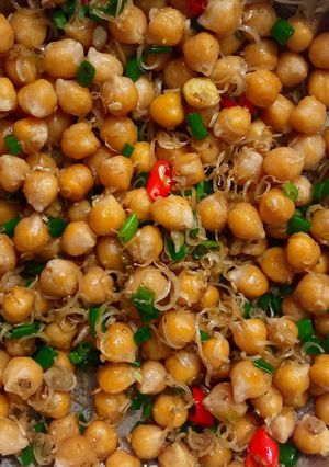Hình của món Đậu gà xào sả ớt.