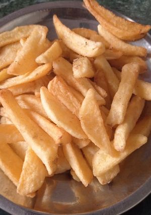 फ्रेंच फ्राइज़ (French Fries recipe in hindi) रेसिपी मुख्य फोटो