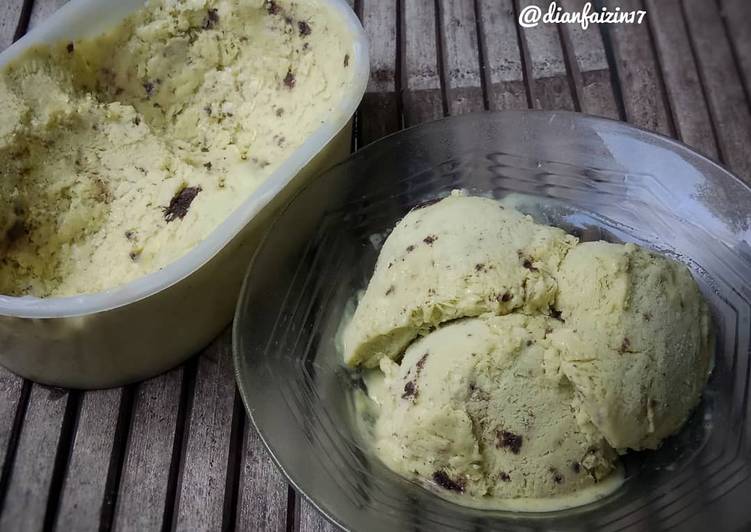 Langkah Mudah untuk Menyiapkan Ice cream Alpukat homemade Anti Gagal