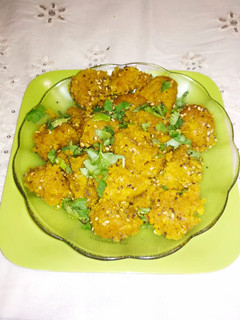 પપૈયા ના મુઠીયા (Papaya Muthiya Recipe In Gujarati) રેસીપી મુખ્ય ફોટો