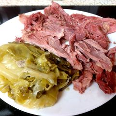 A picture of Ham on the Bone Boiled with Cabbage. 😙.