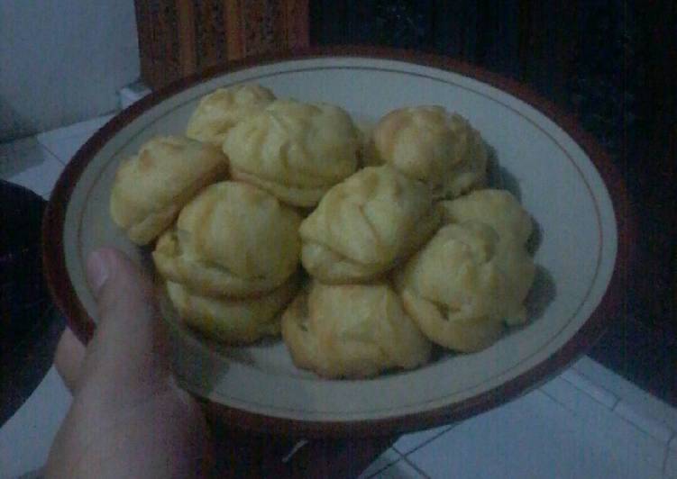 Resep Soes lembut isi fla keju yang Sempurna