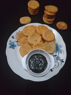 Crunchy potato crackers ainihin hoton girkin