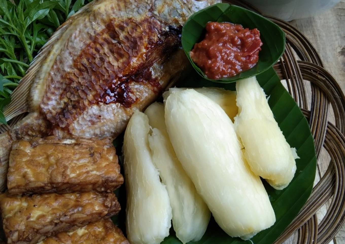 Nasi singkong (pengganti nasi)