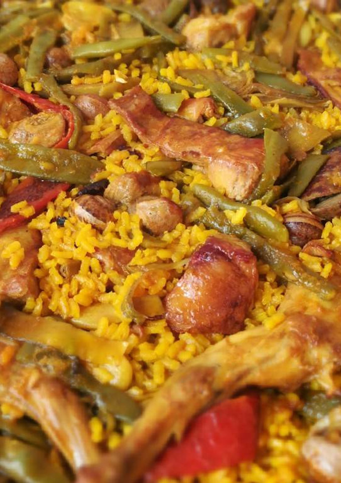 Una foto de Paella valenciana