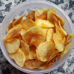 A picture of Potatoe Crisps.