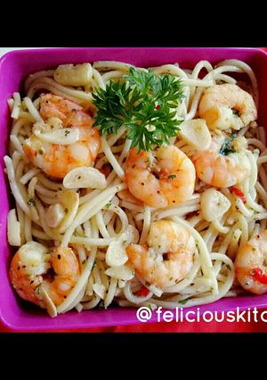 Foto resep Spaghetti Aglio e Olio 🍝🍤