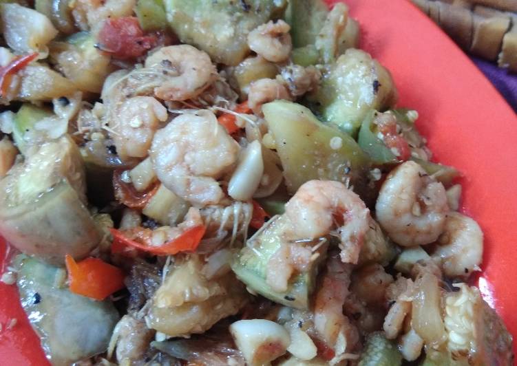 Terong udang lada hitam