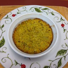 A picture of Lee's Southern Cornbread Dressing.