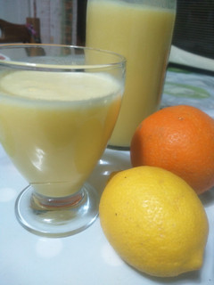 صورة لوصفة عصير داناو طبيعي بالبرتقال 🍊 والليمون 🍋