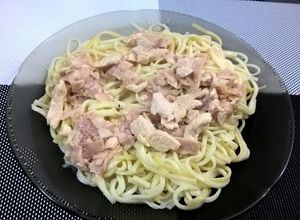 Una foto de Salsa Parisien