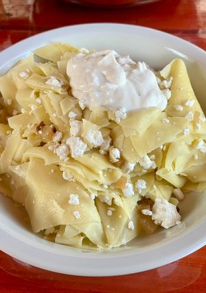 Sütőben sült túrós csusza recept fotója