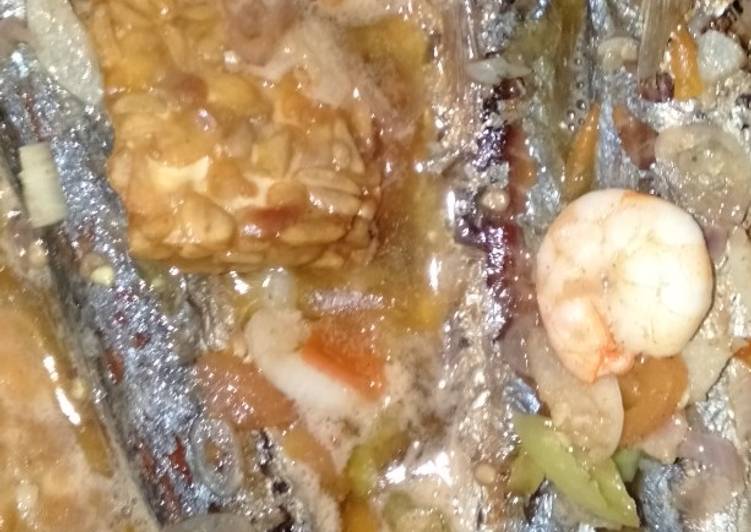 Resep Tumis ikan layang udang tempe + kuah asam manis yang Bikin Ngiler