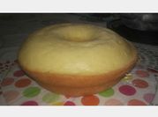 Una foto de budín de limón humedo